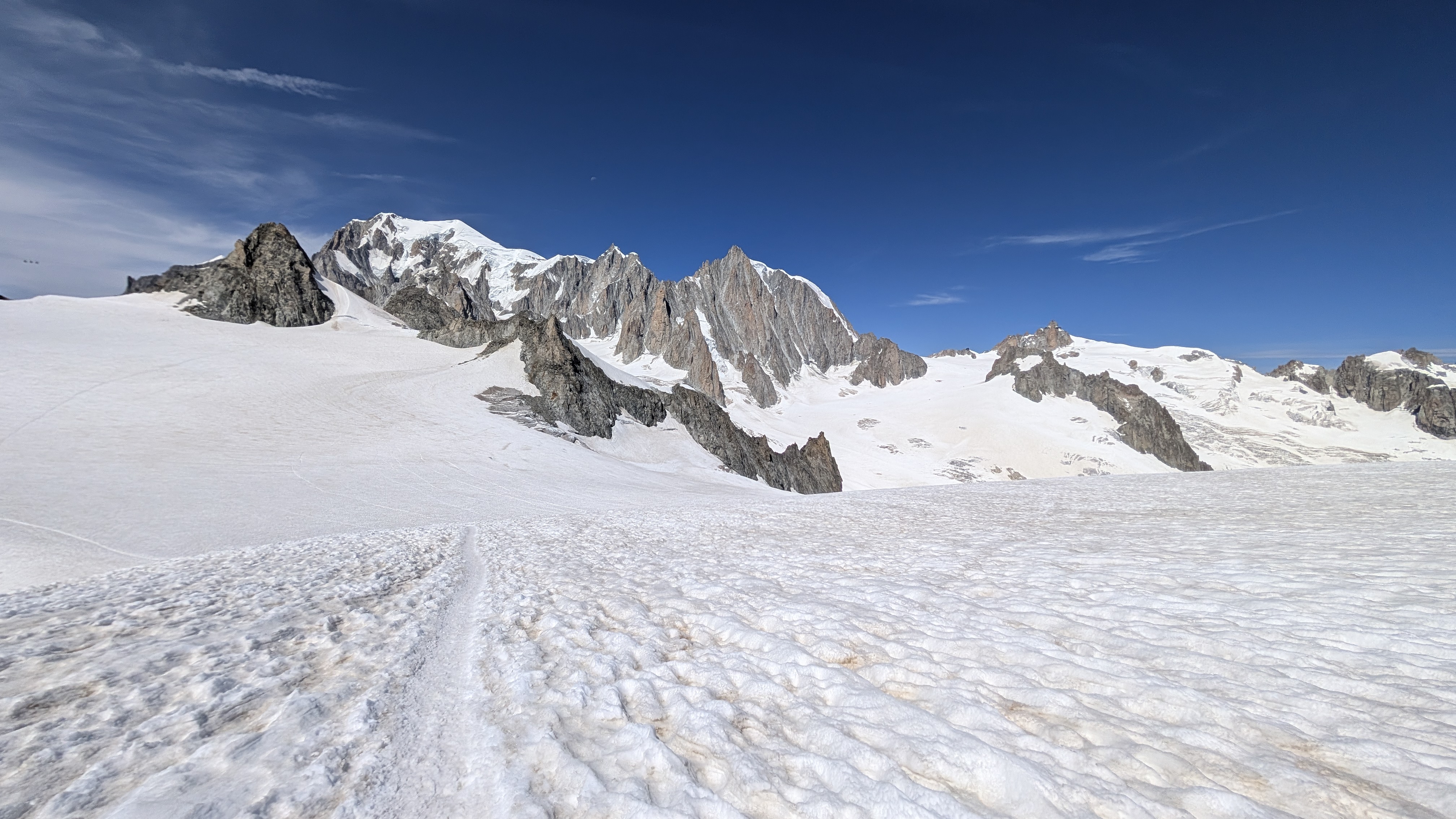 Le Mont-Blanc observé depuis le col de Rochefort